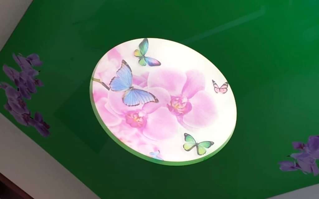 Натяжной потолок "Дабл вижн" в детской 14 м2 двухуровневый